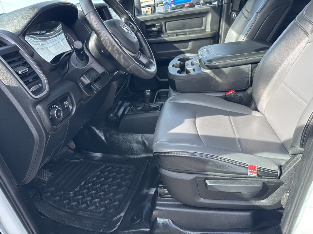 2024 RAM 2500 Tradesman Crew Cab 4x4 6'4' Box