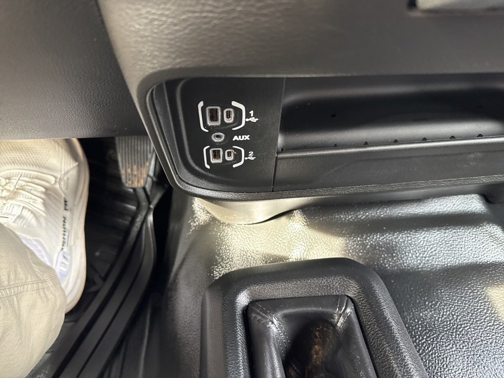 2024 RAM 2500 Tradesman Crew Cab 4x4 6'4' Box