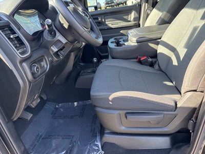 2024 RAM 2500 Tradesman Crew Cab 4x4 6'4' Box