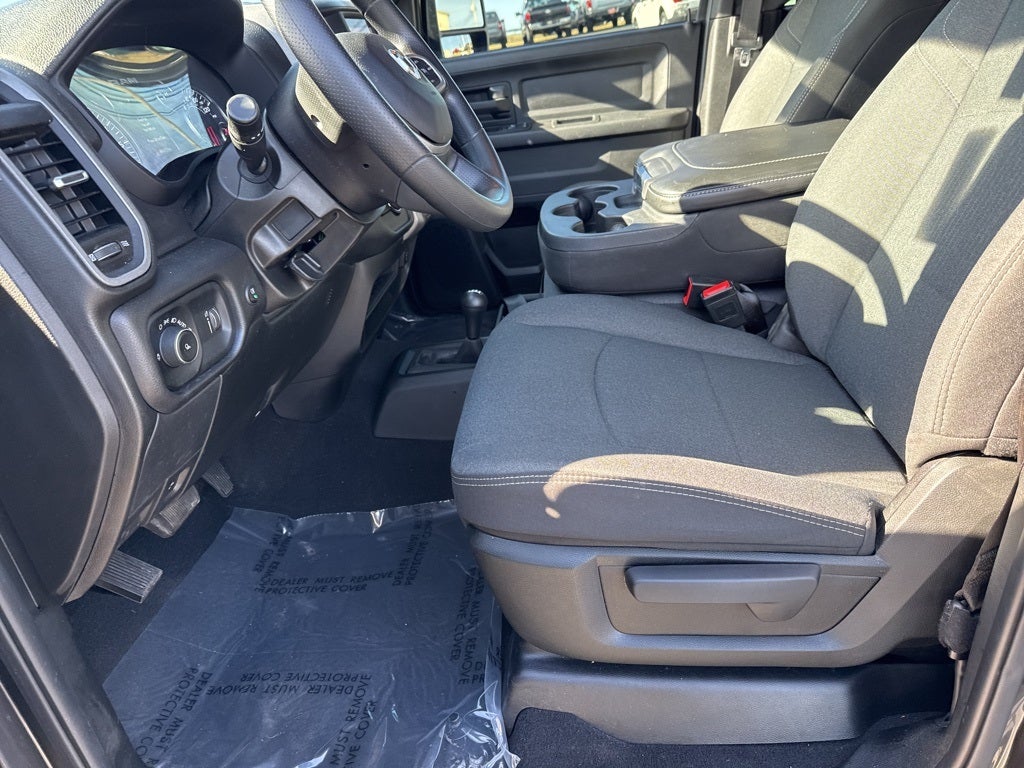 2024 RAM 2500 Tradesman Crew Cab 4x4 6'4' Box