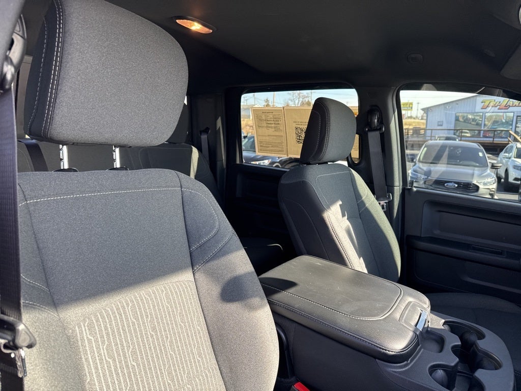 2024 RAM 2500 Tradesman Crew Cab 4x4 6'4' Box