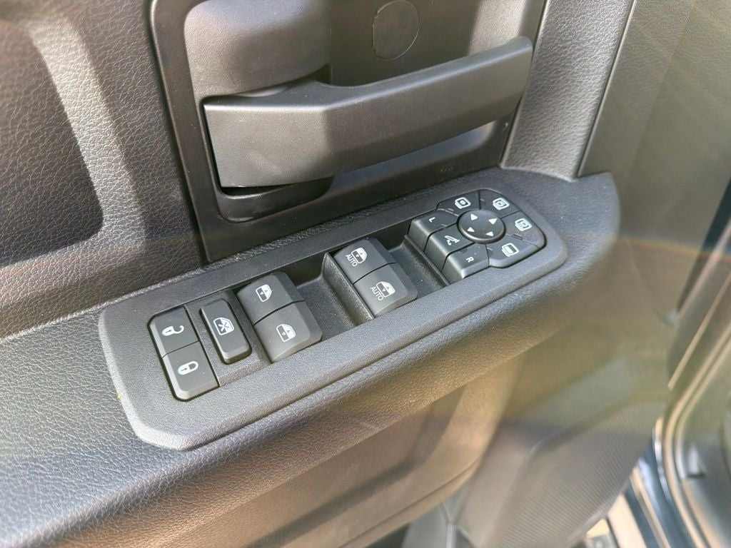2026 RAM 2500 RAM 2500 WARLOCK CREW CAB 4X4 6'4' BOX