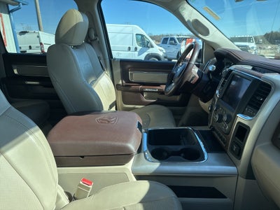 2018 RAM 2500 Laramie Crew Cab 4x4 6'4' Box