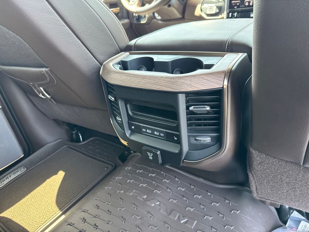 2026 RAM Ram 2500 RAM 2500 LIMITED LONGHORN CREW CAB 4X4 6'4' BOX