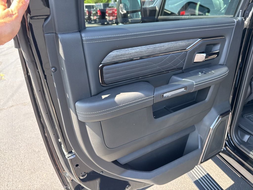 2026 RAM Ram 2500 RAM 2500 LIMITED CREW CAB 4X4 6'4' BOX