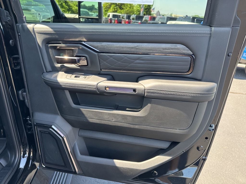 2026 RAM Ram 2500 RAM 2500 LIMITED CREW CAB 4X4 6'4' BOX