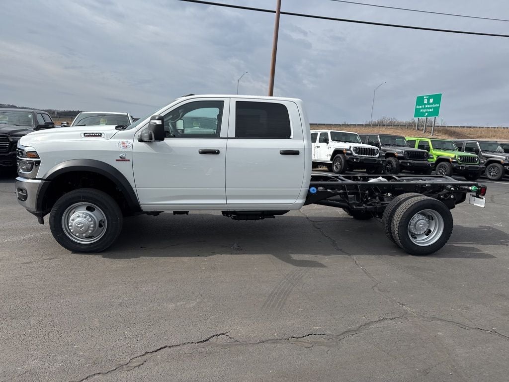2026 RAM Ram 4500 Chassis Cab RAM 4500 TRADESMAN CHASSIS CREW CAB 4X4 60' CA
