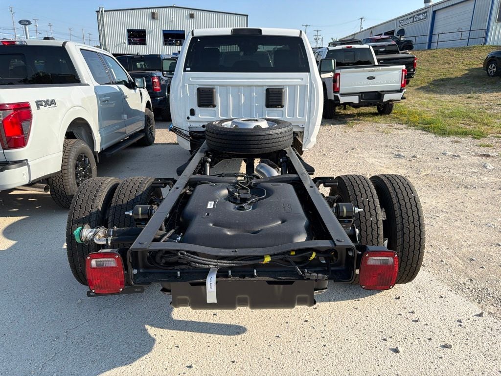 2027 RAM 5500 Chassis Cab Tradesman