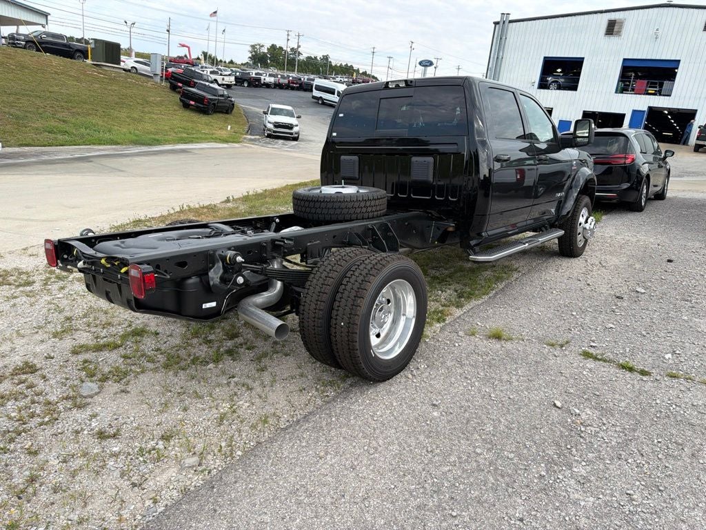 2026 RAM Ram 5500 Chassis Cab RAM 5500 BIG HORN CHASSIS CREW CAB 4X4 60' CA