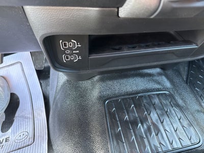 2026 RAM Ram 5500 Chassis Cab RAM 5500 TRADESMAN CHASSIS CREW CAB 4X4 84' CA