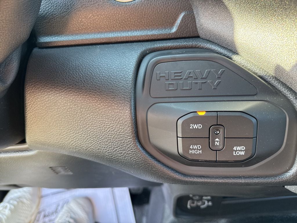 2026 RAM Ram 5500 Chassis Cab RAM 5500 TRADESMAN CHASSIS CREW CAB 4X4 84' CA