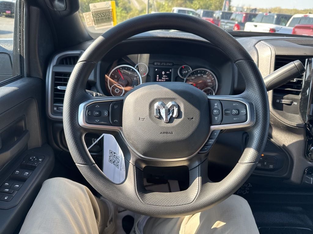 2026 RAM Ram 5500 Chassis Cab RAM 5500 TRADESMAN CHASSIS CREW CAB 4X4 84' CA