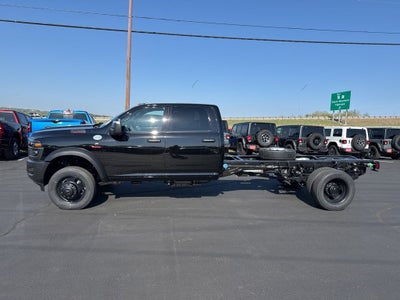 2026 RAM Ram 5500 Chassis Cab RAM 5500 TRADESMAN CHASSIS CREW CAB 4X4 84' CA
