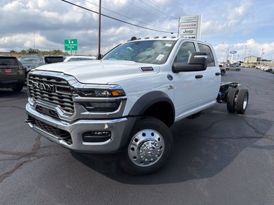 2027 RAM Ram 5500 Chassis Cab RAM 5500 TRADESMAN CHASSIS CREW CAB 4X4 84' CA