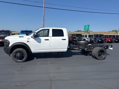 2026 RAM Ram 5500 Chassis Cab RAM 5500 TRADESMAN CHASSIS CREW CAB 4X4 84' CA