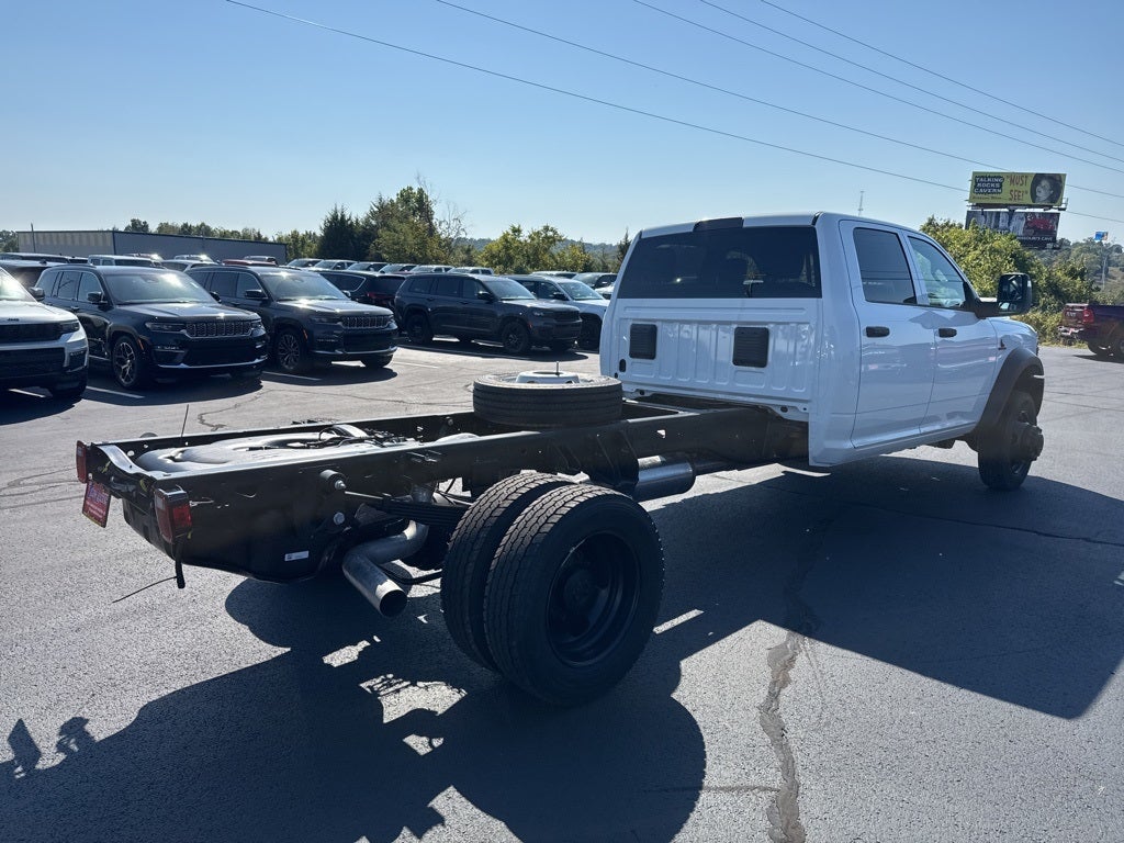 2026 RAM Ram 5500 Chassis Cab RAM 5500 TRADESMAN CHASSIS CREW CAB 4X4 84' CA