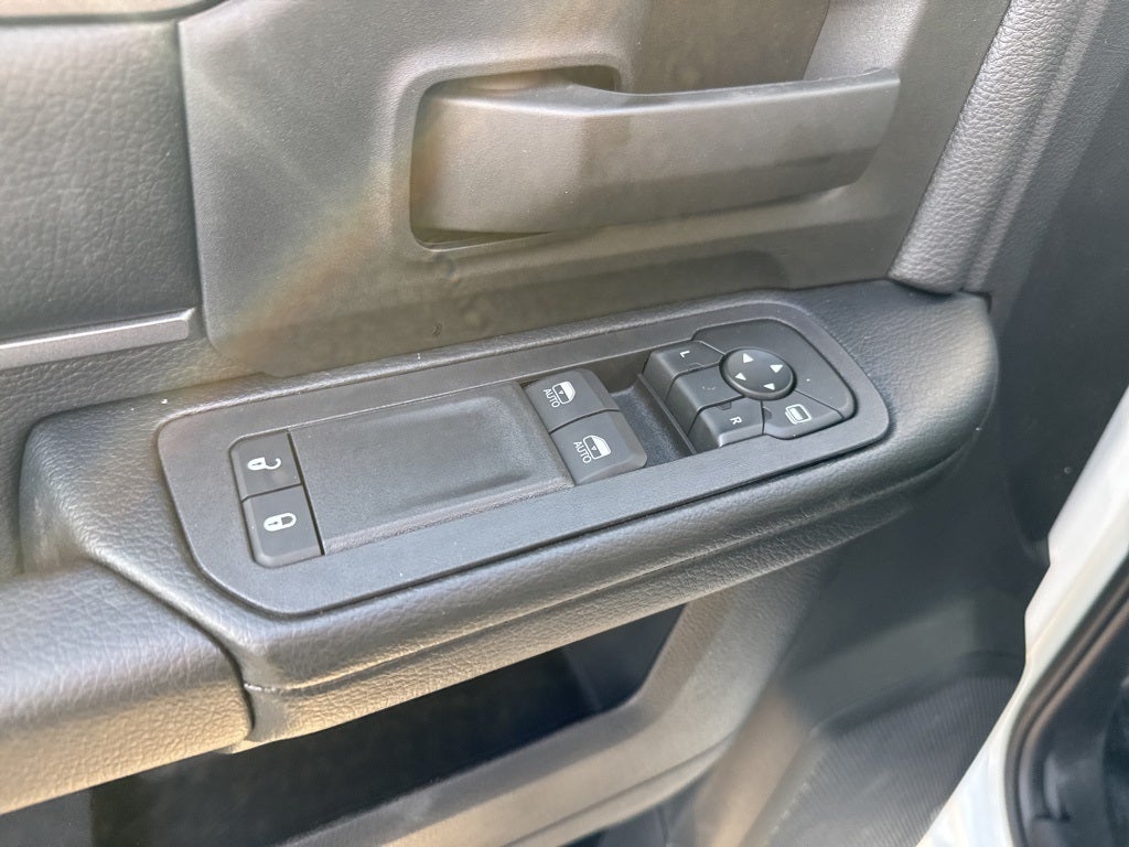 2026 RAM Ram 3500 Chassis Cab RAM 3500 TRADESMAN CHASSIS REGULAR CAB 4X4 60' CA