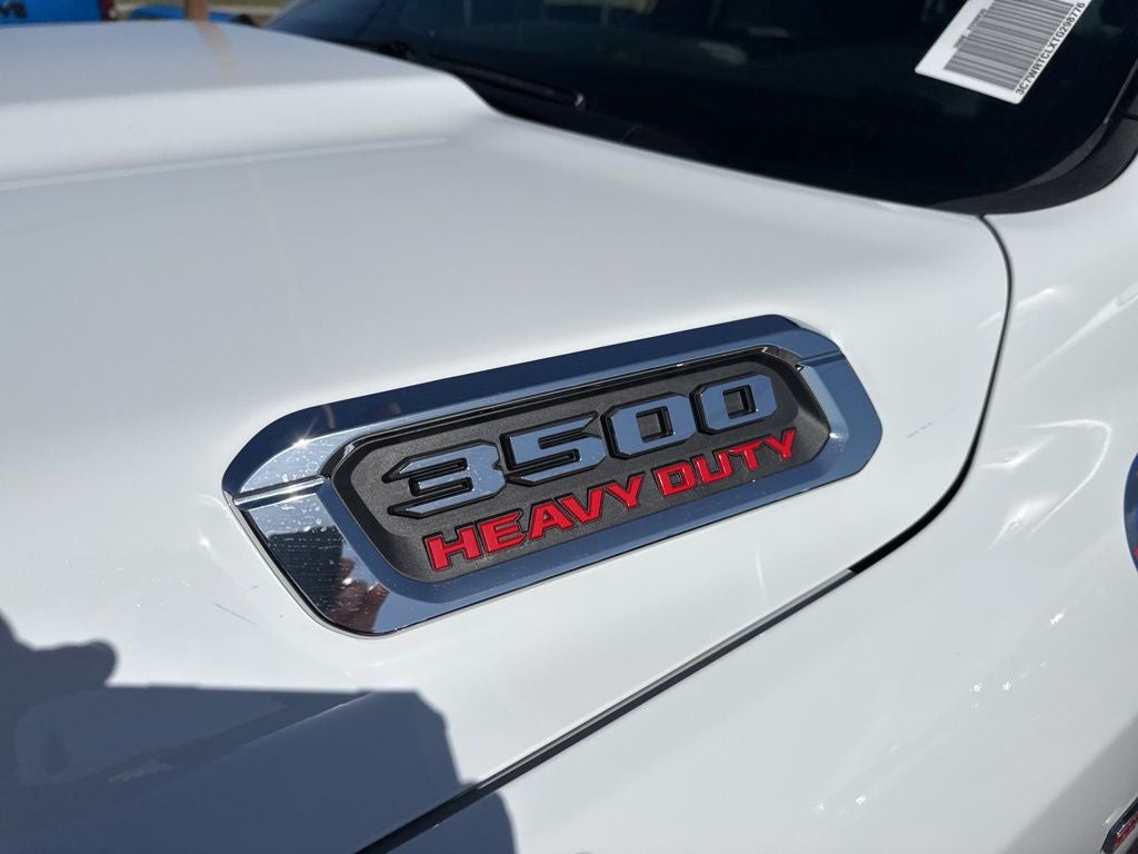 2026 RAM Ram 3500 Chassis Cab RAM 3500 TRADESMAN CREW CAB CHASSIS 4X4 60' CA