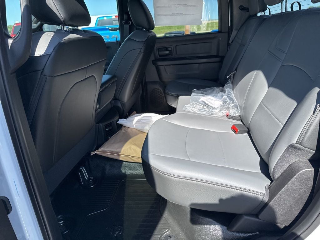 2026 RAM Ram 3500 Chassis Cab RAM 3500 TRADESMAN CREW CAB CHASSIS 4X4 60' CA