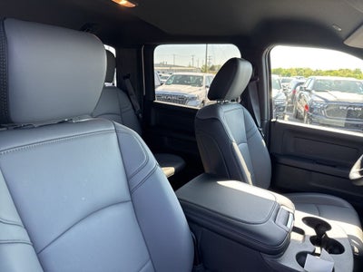 2026 RAM Ram 3500 Chassis Cab RAM 3500 TRADESMAN CREW CAB CHASSIS 4X4 60' CA