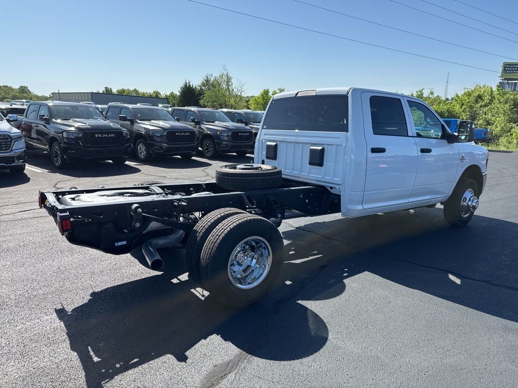 2026 RAM Ram 3500 Chassis Cab RAM 3500 TRADESMAN CREW CAB CHASSIS 4X4 60' CA
