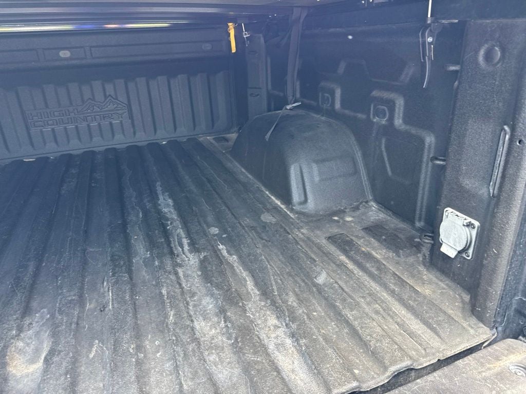 2022 Chevrolet Silverado 1500 LTD 4WD Crew Cab Short Bed High Country