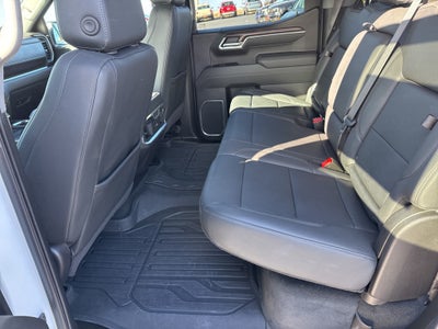 2025 GMC Sierra 1500 4WD Crew Cab Short Box SLT