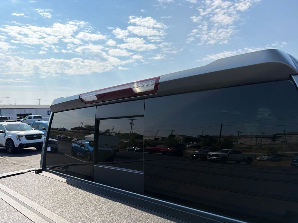 2023 GMC Sierra 1500 4WD Crew Cab Short Box SLT