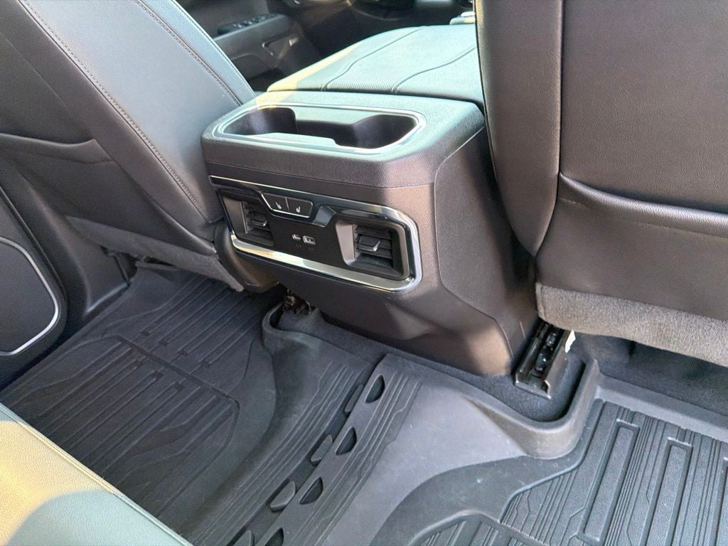 2023 GMC Sierra 1500 4WD Crew Cab Short Box SLT