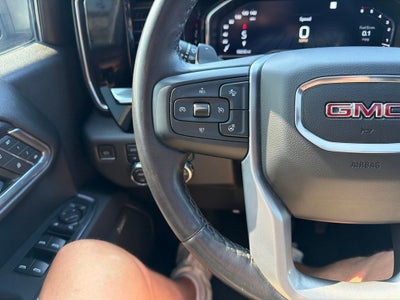 2023 GMC Sierra 1500 4WD Crew Cab Short Box SLT