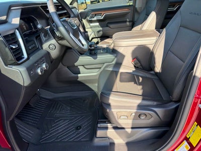 2023 GMC Sierra 1500 4WD Crew Cab Short Box Denali