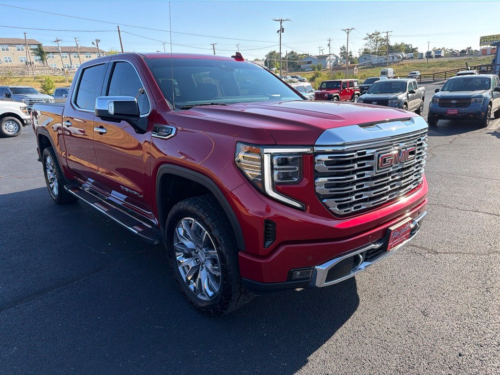 2023 GMC Sierra 1500 4WD Crew Cab Short Box Denali