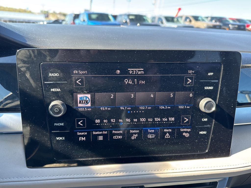 2025 Volkswagen Taos 1.5T SE