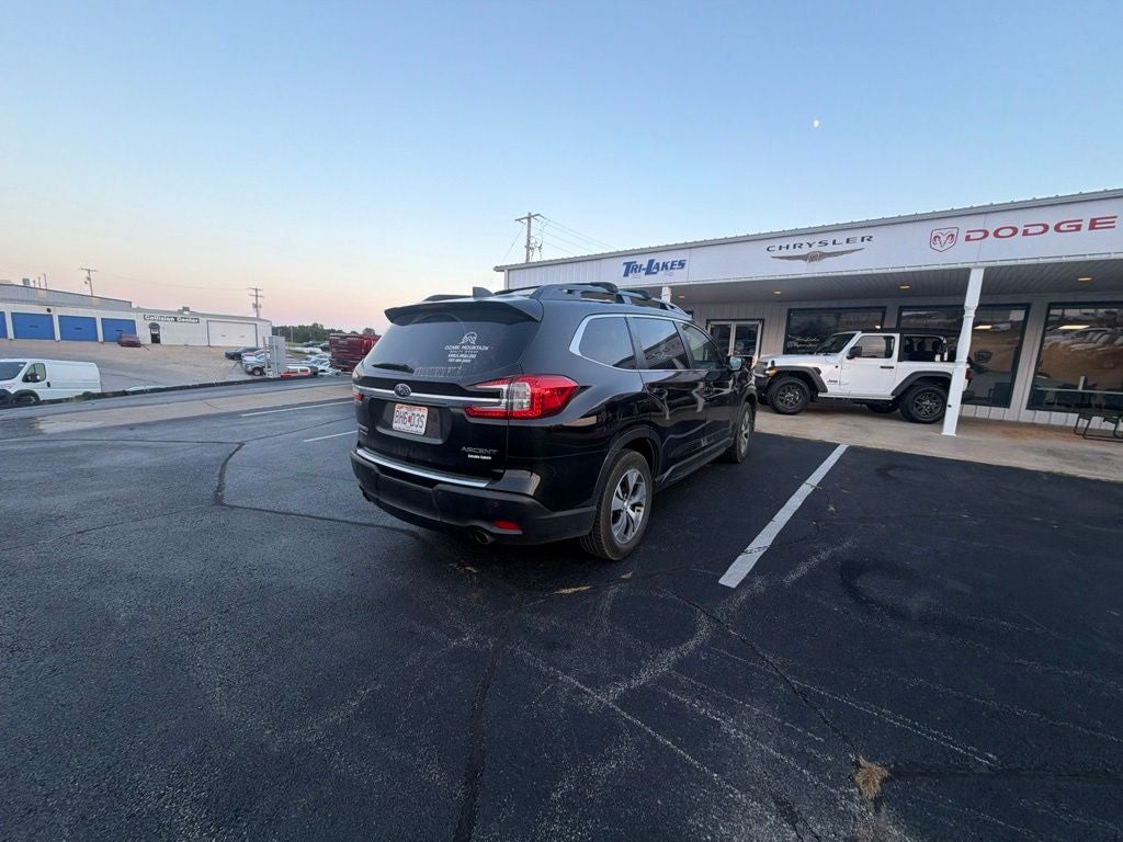 2024 Subaru Ascent Premium 8-Passenger