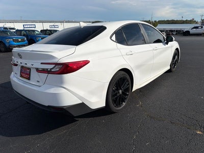 2025 Toyota Camry SE