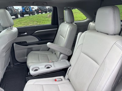2019 Toyota Highlander Hybrid Limited Platinum