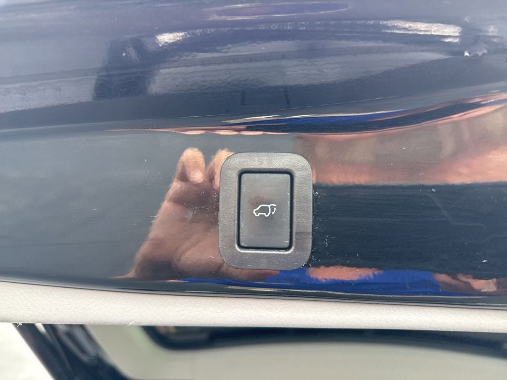 2019 Toyota Highlander Hybrid Limited Platinum