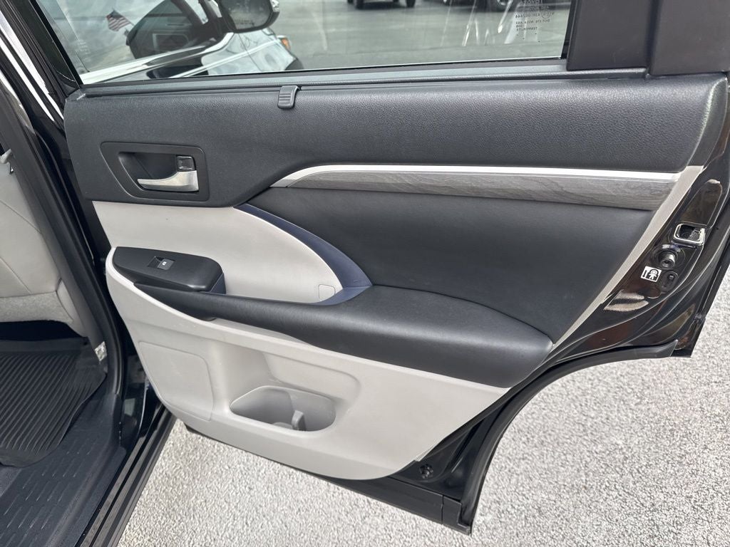 2019 Toyota Highlander Hybrid Limited Platinum