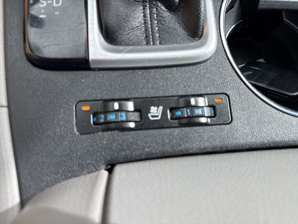 2019 Toyota Highlander Hybrid Limited Platinum