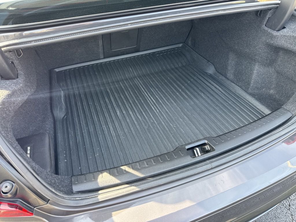 2023 Volvo S60 B5 Plus Dark Theme