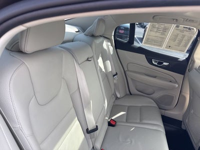 2023 Volvo S60 B5 Plus Dark Theme