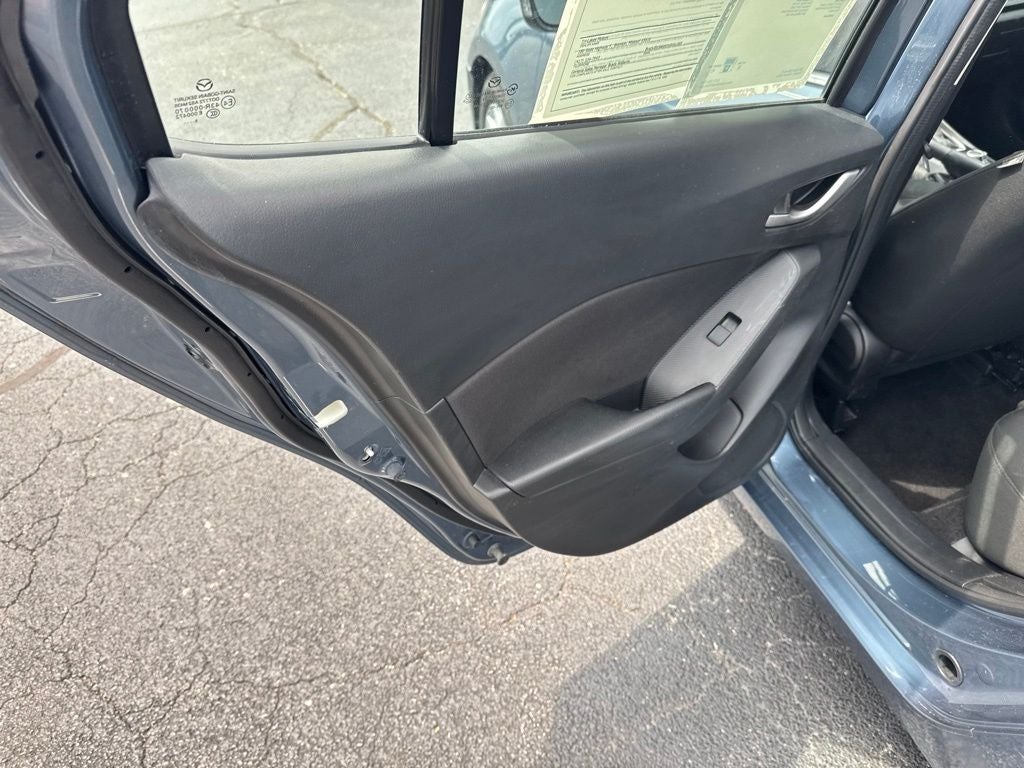 2016 Mazda Mazda3 i Sport