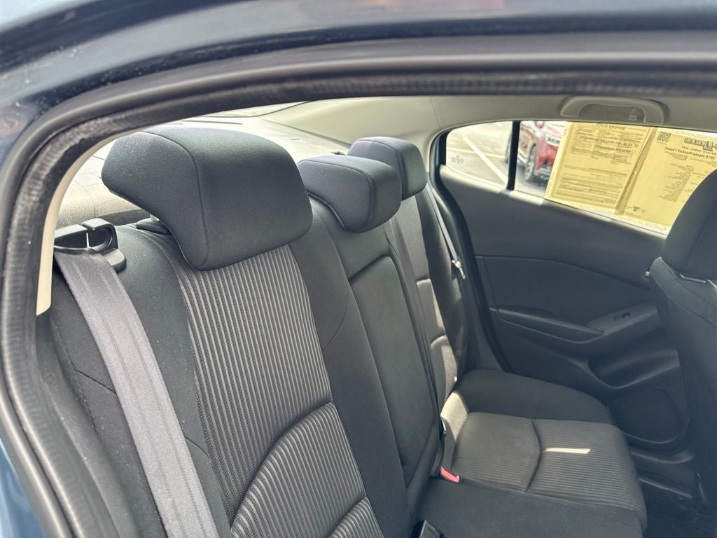 2016 Mazda Mazda3 i Sport