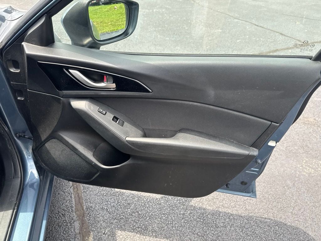 2016 Mazda Mazda3 i Sport