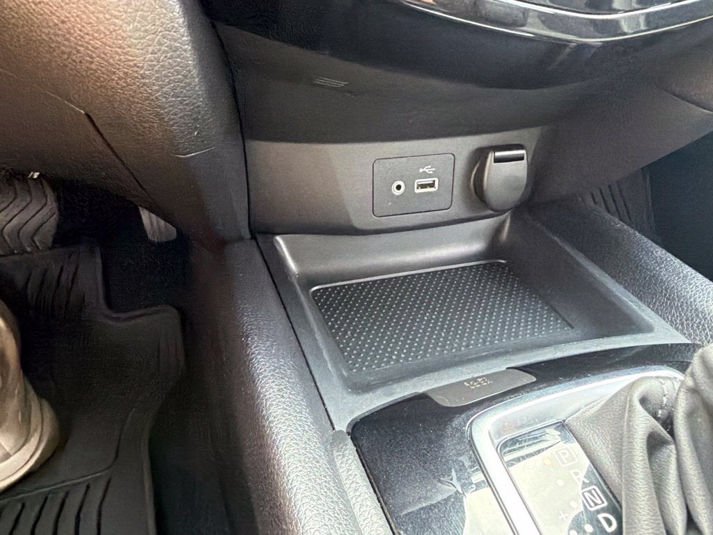 2022 Nissan Rogue Sport SV FWD Xtronic CVT