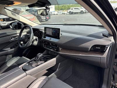 2025 Nissan Rogue Platinum