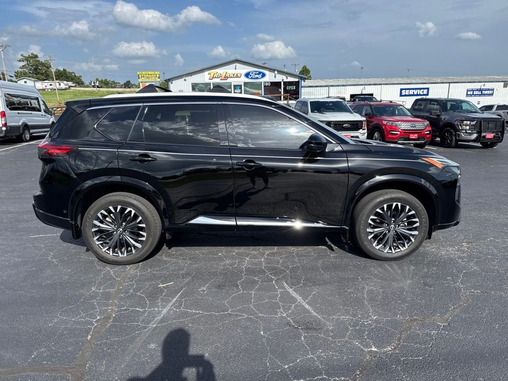 2025 Nissan Rogue Platinum