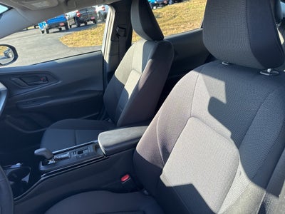 2025 Toyota Prius LE