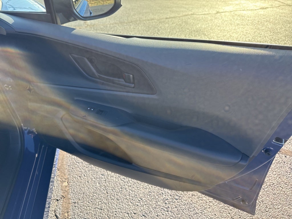 2025 Toyota Prius LE