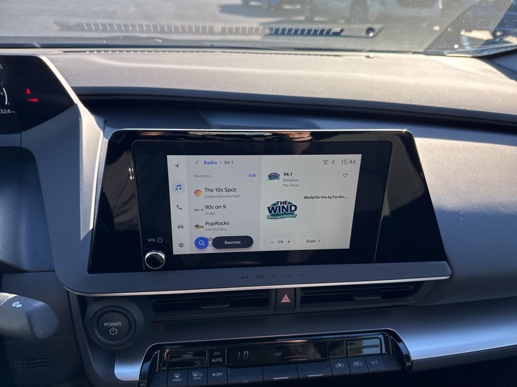 2025 Toyota Prius LE